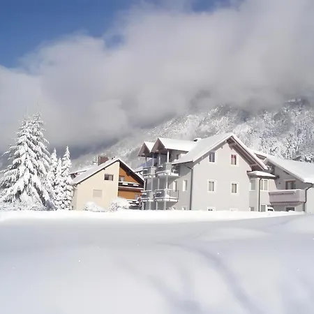 Isabelle * Hermagor-Pressegger See